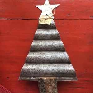 Metal and wood Christmas tree decoration